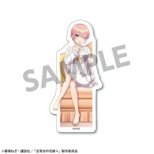 『五等分の花嫁*』描き下ろしダイカットステッカー 中野一花 ナイトウェア ver.